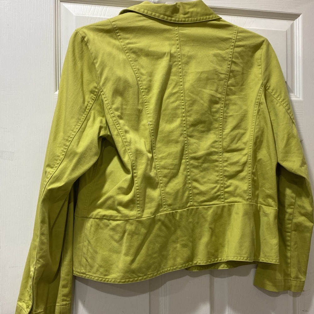 Jacket - Picture 3 of 4